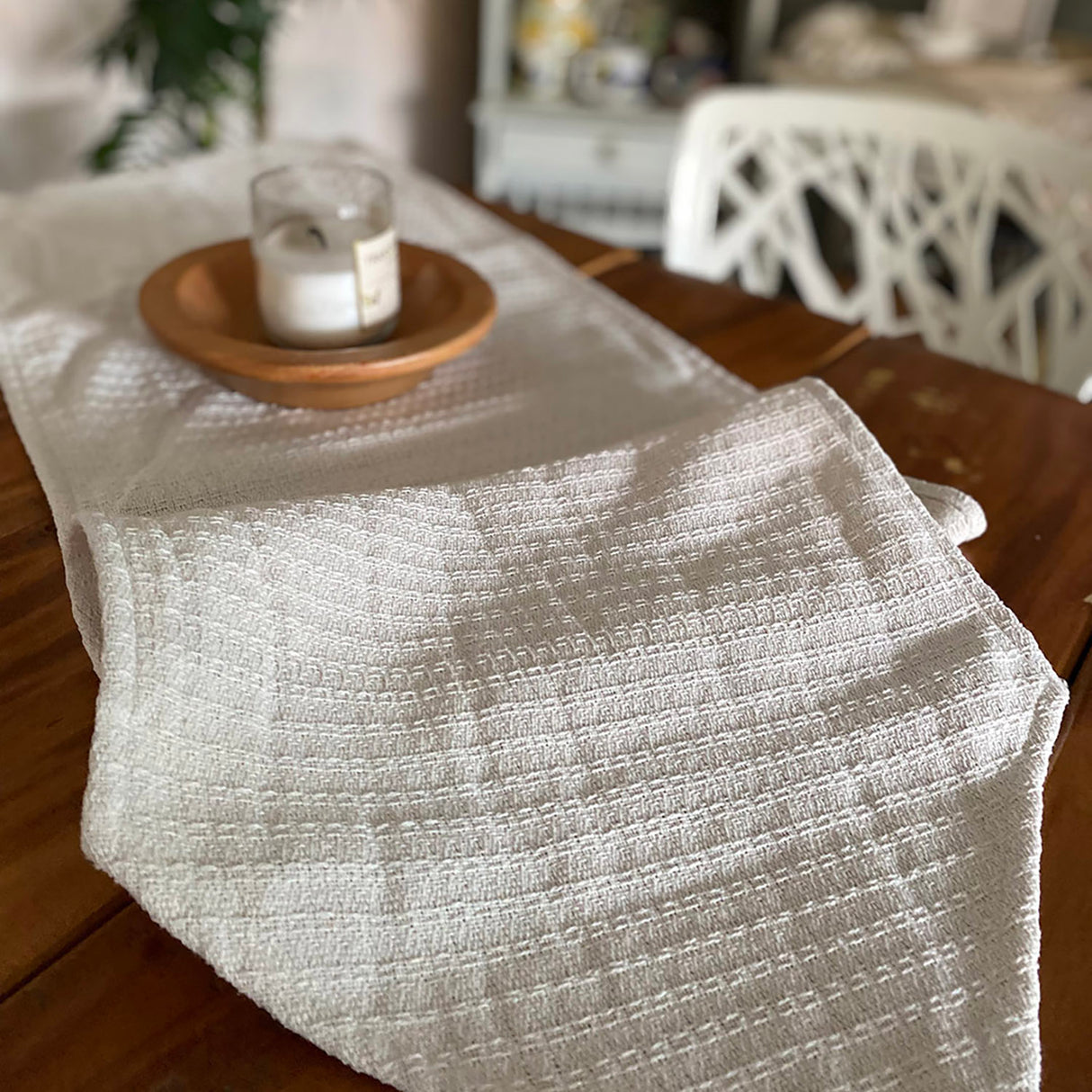 Camino de mesa beige/borla 185x35