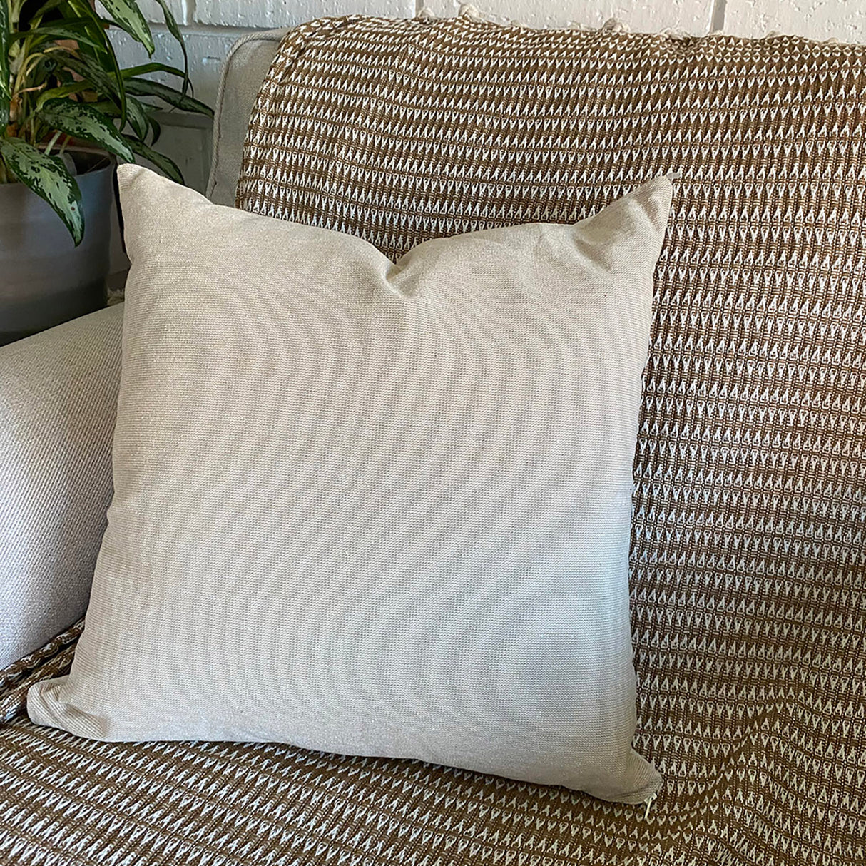 Cojín cuadrado camel 45x45