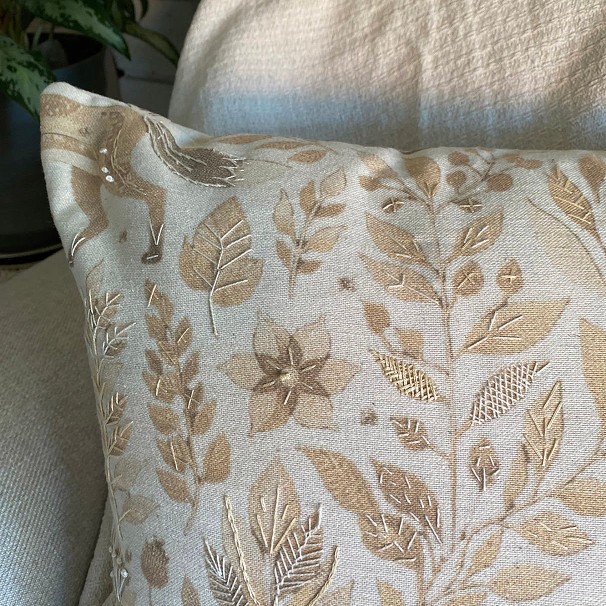 Cojín cuadrado animales paramo beige 45x45