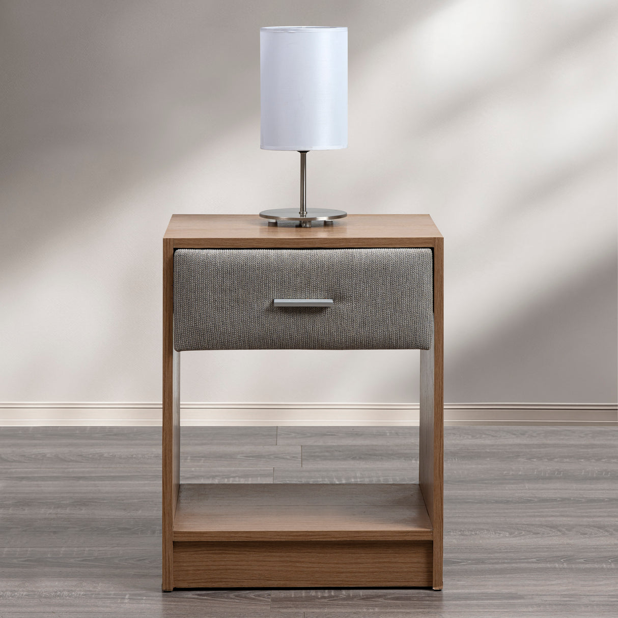 Mesa de noche Osttuni Tapizada