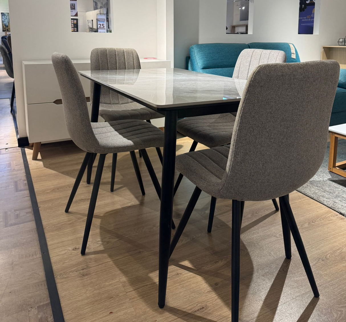 Comedor De 4 Puestos Wencelao Sillas Beige 120X70