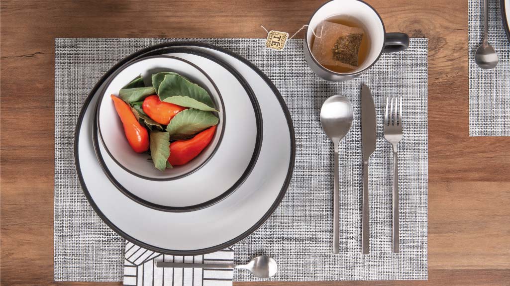 Juego de Cubiertos 4 Piezas Plata Mate