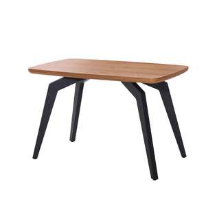 Mesa de comedor Amira 6 / 4 Puestos